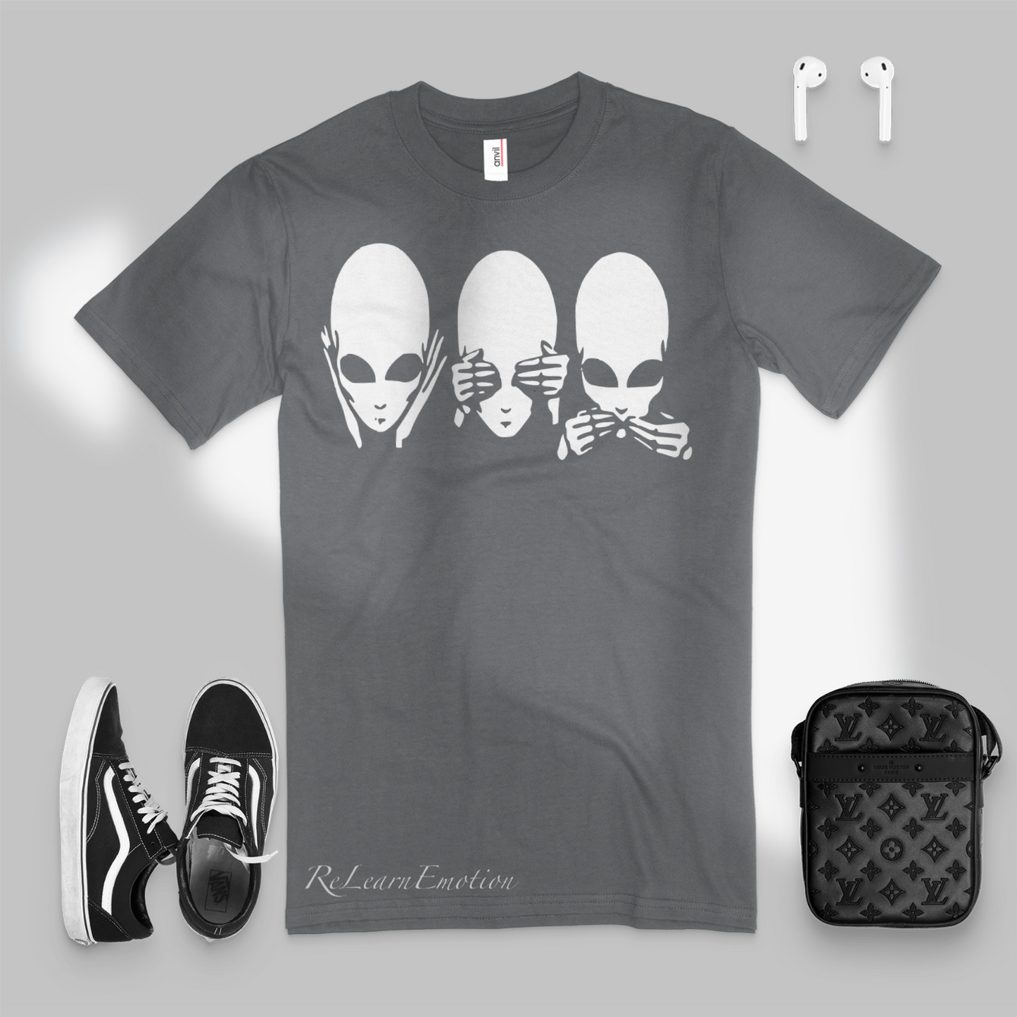 Gsmuv | Heart Chakra Peace Love | HSS Relearn Emotion Gift T-shirt from Gsmuv's Alignmix Design